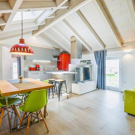Casa Tosca - Holiday Home Torbole Sul Garda Exterior foto
