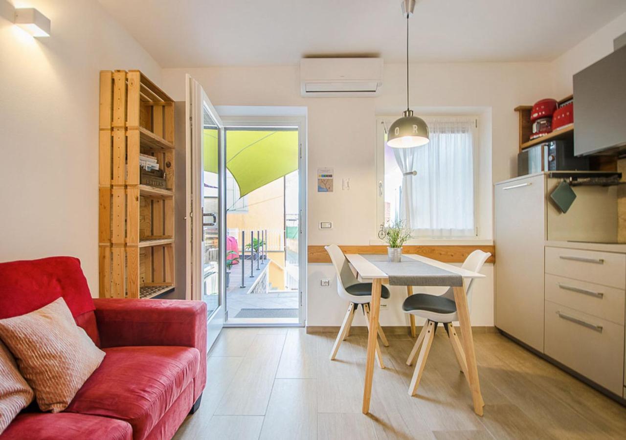 Casa Tosca - Holiday Home Torbole Sul Garda Exterior foto