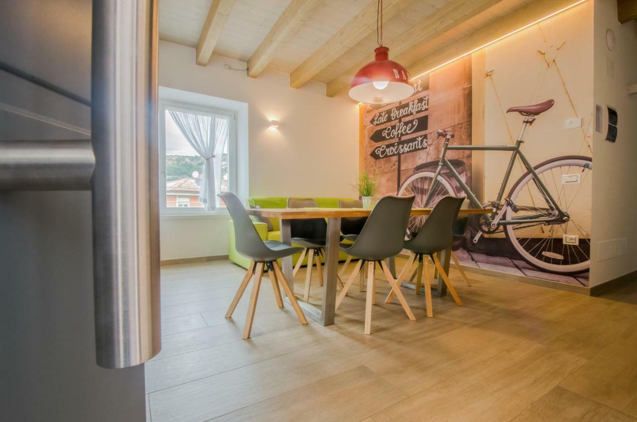 Casa Tosca - Holiday Home Torbole Sul Garda Exterior foto