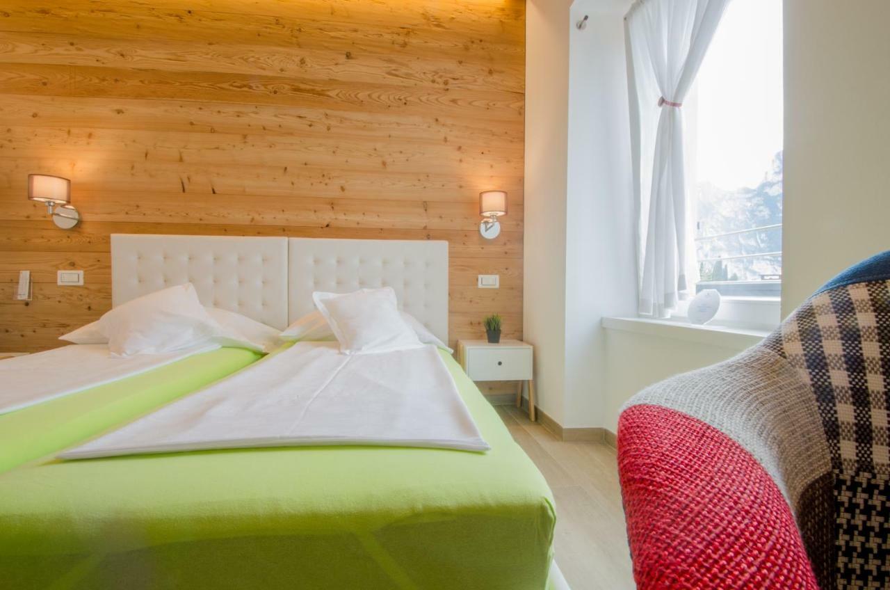 Casa Tosca - Holiday Home Torbole Sul Garda Exterior foto