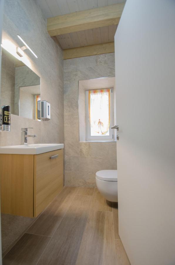 Casa Tosca - Holiday Home Torbole Sul Garda Exterior foto